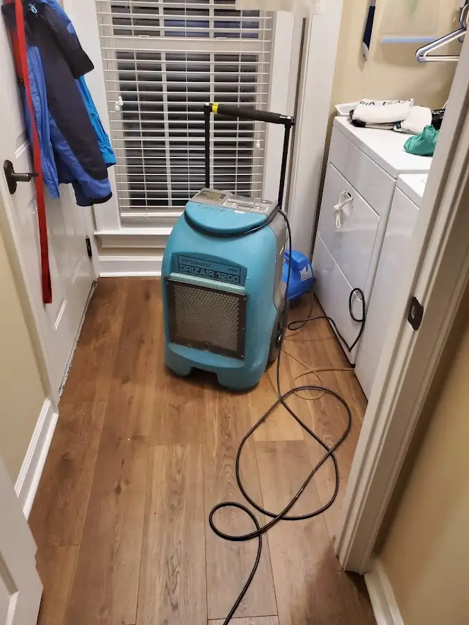 Commercial dehumidifier deployed for Crawl Space Restoration in Twin Falls